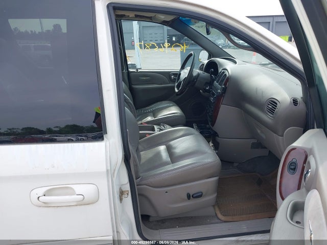2003 Chrysler Town & Country Limited მანქანა იყიდება აუქციონზე, vin: 2C8GP64L63R216588, აუქციონის ნომერი: 45296587