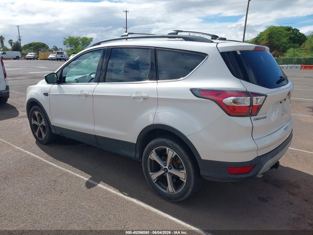 45296590 :رقم المزاد ، 1FMCU9GD0HUA47978 vin ، 2017 Ford Escape Se مزاد بيع