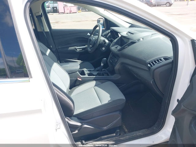45296590 :رقم المزاد ، 1FMCU9GD0HUA47978 vin ، 2017 Ford Escape Se مزاد بيع