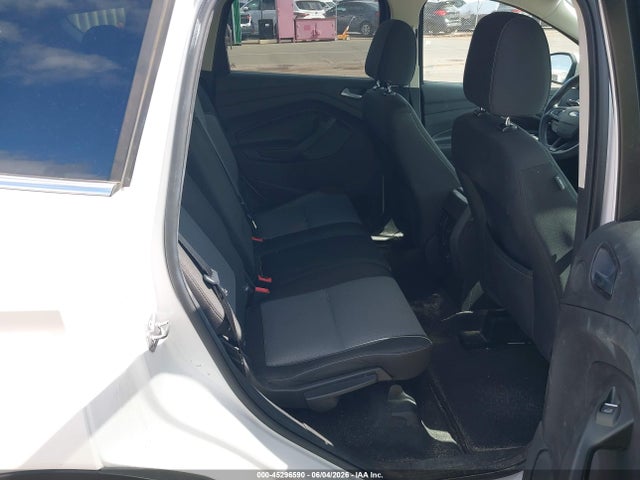 45296590 :رقم المزاد ، 1FMCU9GD0HUA47978 vin ، 2017 Ford Escape Se مزاد بيع