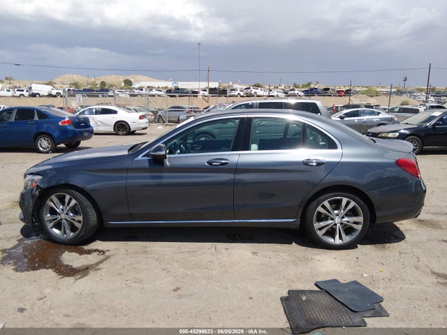 55SWF4KB9FU082785 Mercedes-Benz C 300 Luxury 4matic