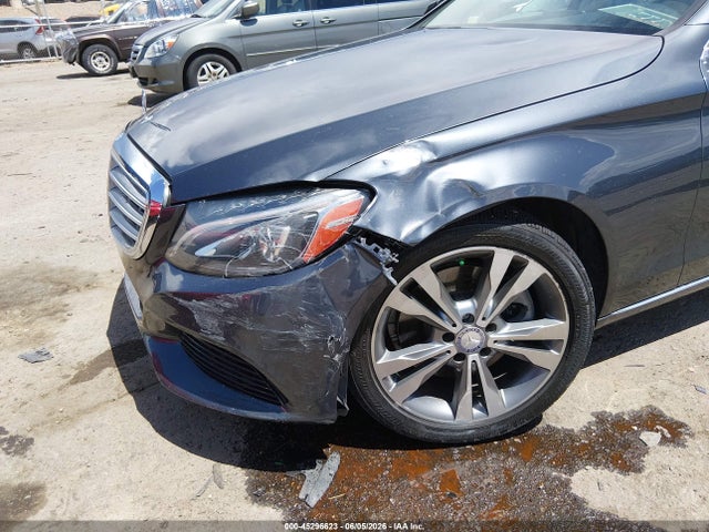 55SWF4KB9FU082785 Mercedes-Benz C 300 Luxury 4matic