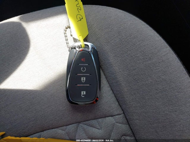 3GNAXHEGXRL121856 Chevrolet Equinox Fwd Ls