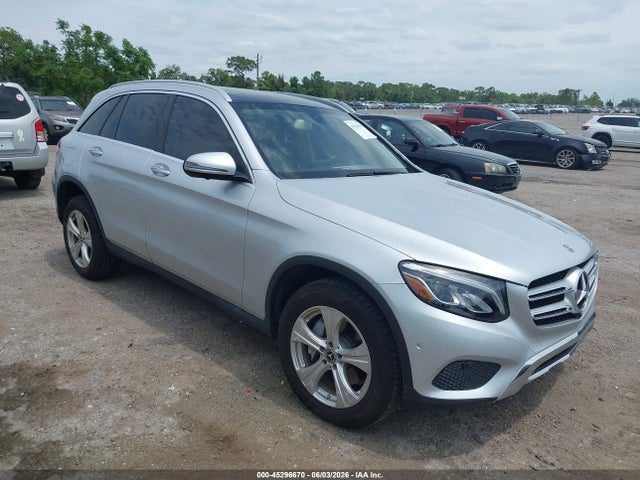 2018 Mercedes-benz Glc 300 მანქანა იყიდება აუქციონზე, vin: WDC0G4JB4JV064124, აუქციონის ნომერი: 45296670