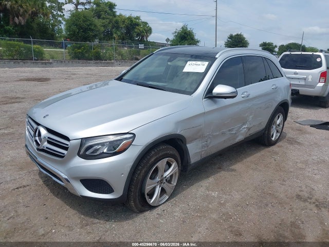 2018 Mercedes-benz Glc 300 მანქანა იყიდება აუქციონზე, vin: WDC0G4JB4JV064124, აუქციონის ნომერი: 45296670