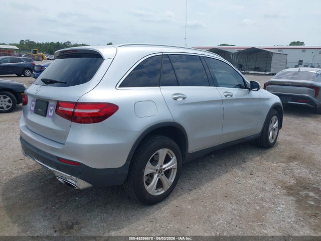 2018 Mercedes-benz Glc 300 მანქანა იყიდება აუქციონზე, vin: WDC0G4JB4JV064124, აუქციონის ნომერი: 45296670