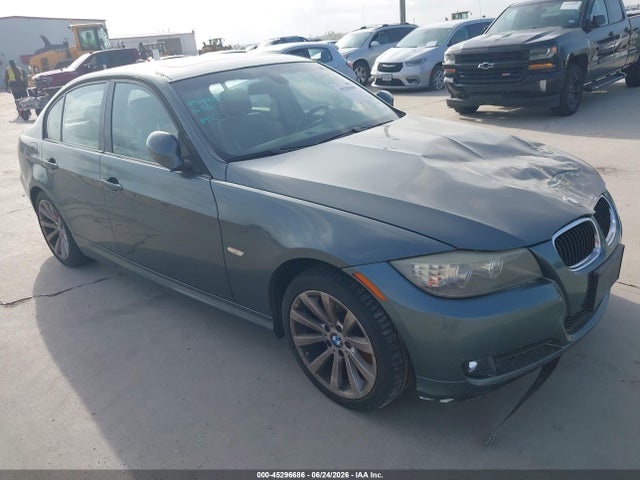 45296686 :رقم المزاد ، WBAPH57569NM32563 vin ، 2009 Bmw 328i مزاد بيع