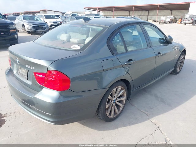45296686 :رقم المزاد ، WBAPH57569NM32563 vin ، 2009 Bmw 328i مزاد بيع