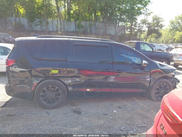 45296742 :رقم المزاد ، 2C4RC1BG0NR151044 vin ، 2022 Chrysler Pacifica Touring L مزاد بيع