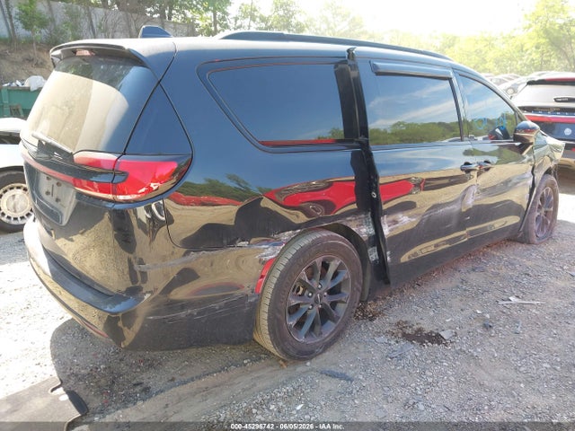 45296742 :رقم المزاد ، 2C4RC1BG0NR151044 vin ، 2022 Chrysler Pacifica Touring L مزاد بيع