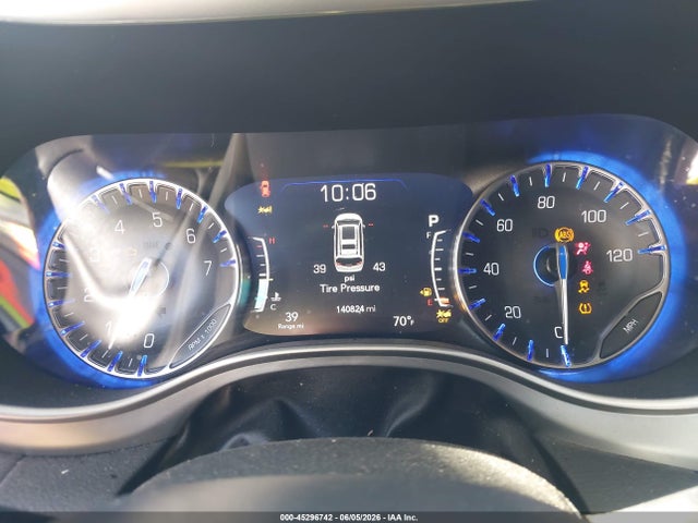 45296742 :رقم المزاد ، 2C4RC1BG0NR151044 vin ، 2022 Chrysler Pacifica Touring L مزاد بيع
