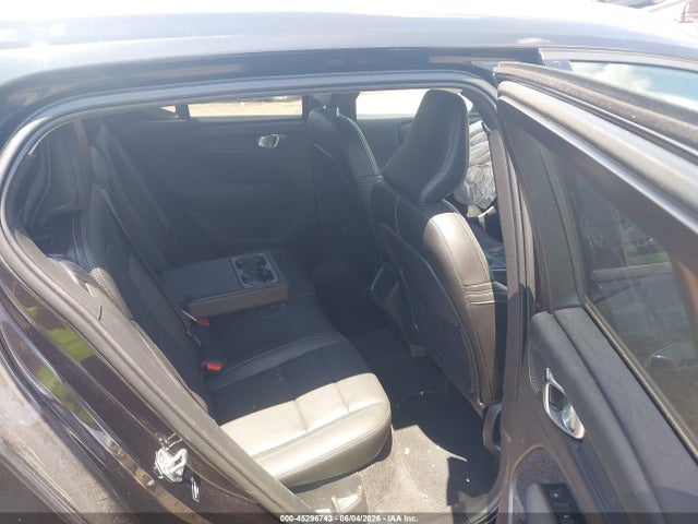 YV4AC2HK0M2531588 Volvo Xc40 T4 Momentum