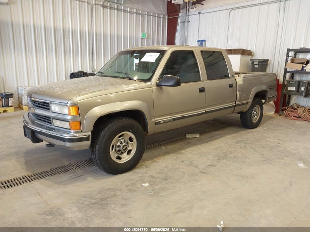 Продаж на аукціоні авто 2000 Chevrolet K2500, vin: 1GCGK23R7YF515617, номер лоту: 45296752
