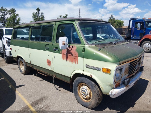 45296764 :رقم المزاد ، CGL266U162934 vin ، 1976 Chevrolet G20 مزاد بيع