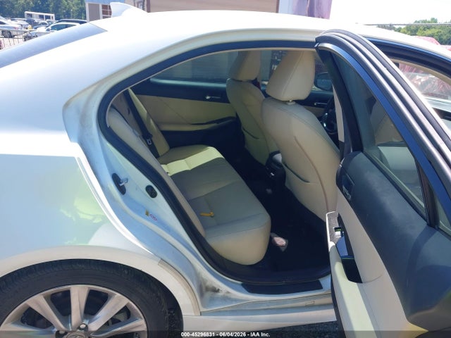 Продаж на аукціоні авто 2015 Lexus Is 250, vin: JTHCF1D21F5026727, номер лоту: 45296831