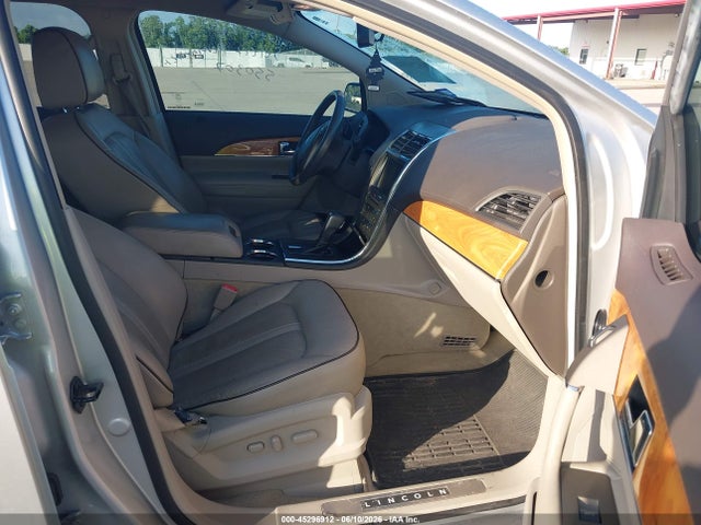 2LMDJ6JKXEBL14343 Lincoln MKX