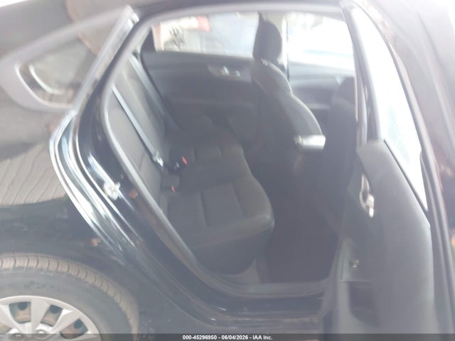 Aukcja sprzedaży 2021 Kia Forte Fe, vin: 3KPF24AD3ME320178, numer aukcji: 45296950