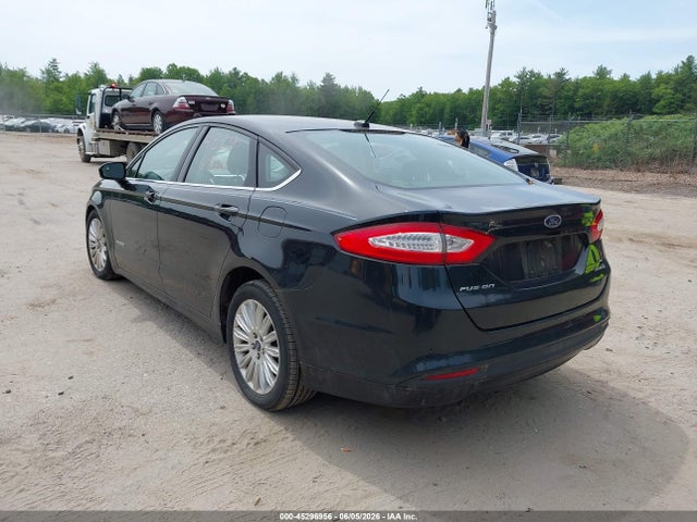 2014 Ford Fusion Se Hybrid მანქანა იყიდება აუქციონზე, vin: 3FA6P0LU7ER132819, აუქციონის ნომერი: 45296956