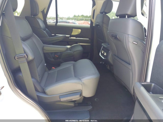 Ford Expedition Active 2026 1FMJU1H81TEA36355 Image 8