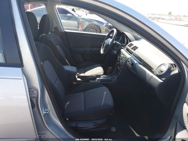 45296997 :رقم المزاد ، JM1BK12F161467652 vin ، 2006 Mazda Mazda3 I مزاد بيع