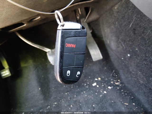 2015 Jeep Grand Cherokee Laredo მანქანა იყიდება აუქციონზე, vin: 1C4RJFAG6FC643611, აუქციონის ნომერი: 45297017
