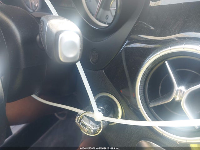 45297076 :رقم المزاد ، WDDSJ4GB8FN231721 vin ، 2015 Mercedes-benz Cla 250 4matic مزاد بيع