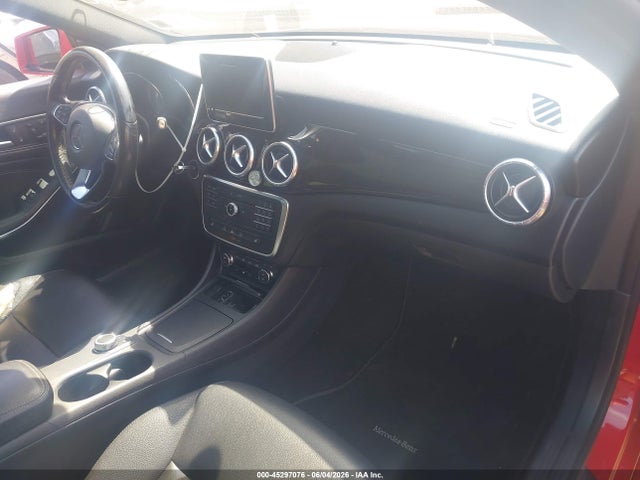 45297076 :رقم المزاد ، WDDSJ4GB8FN231721 vin ، 2015 Mercedes-benz Cla 250 4matic مزاد بيع