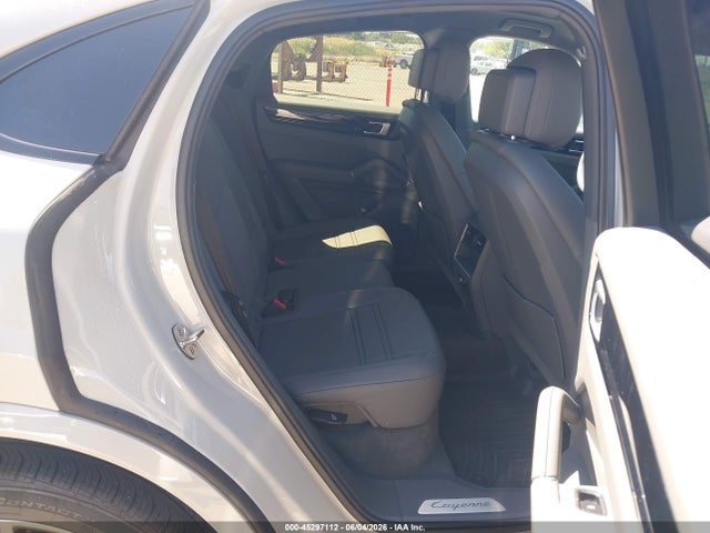 Porsche Cayenne Coupe Platinum Edition 2023 WP1BA2AY5PDA25189 Image 8