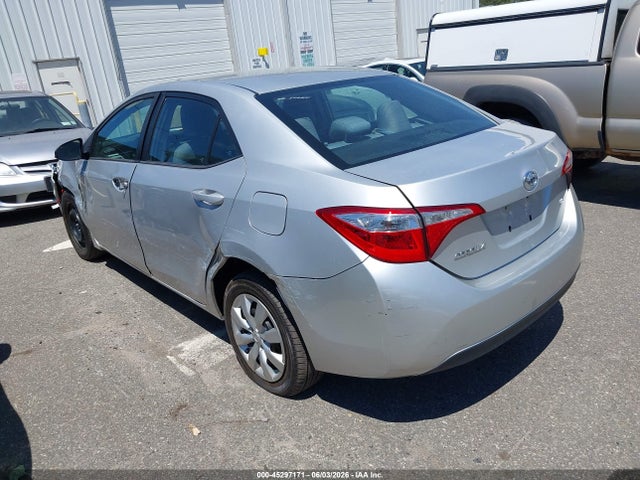 45297171 :رقم المزاد ، 5YFBURHE8GP448813 vin ، 2016 Toyota Corolla Le مزاد بيع