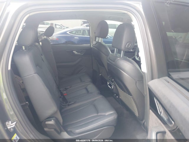 Audi Q7 55 Premium 2019 WA1VAAF7XKD015141 Image 8