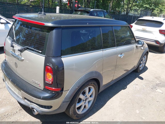 45297237 :رقم المزاد ، WMWMM33549TP89759 vin ، 2009 Mini Cooper S Clubman مزاد بيع