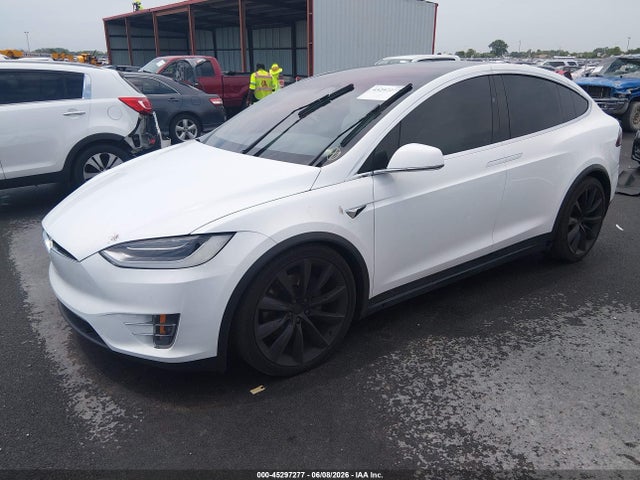 Tesla Model X 100d/75d/90d 2017 5YJXCBE27HF024899 Image 4