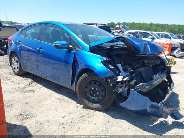 2015 Kia Forte Lx მანქანა იყიდება აუქციონზე, vin: KNAFX4A66F5307522, აუქციონის ნომერი: 45297292