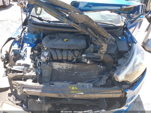 45297292 :رقم المزاد ، KNAFX4A66F5307522 vin ، 2015 Kia Forte Lx مزاد بيع
