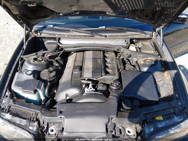 45297320 :رقم المزاد ، WBABW33484PL27098 vin ، 2004 Bmw 325ci مزاد بيع