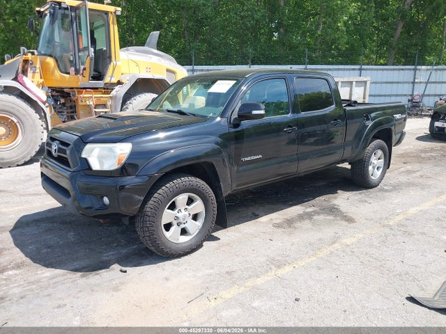 Toyota Tacoma Base V6 2015 5TFMU4FN5FX030191 Image 2