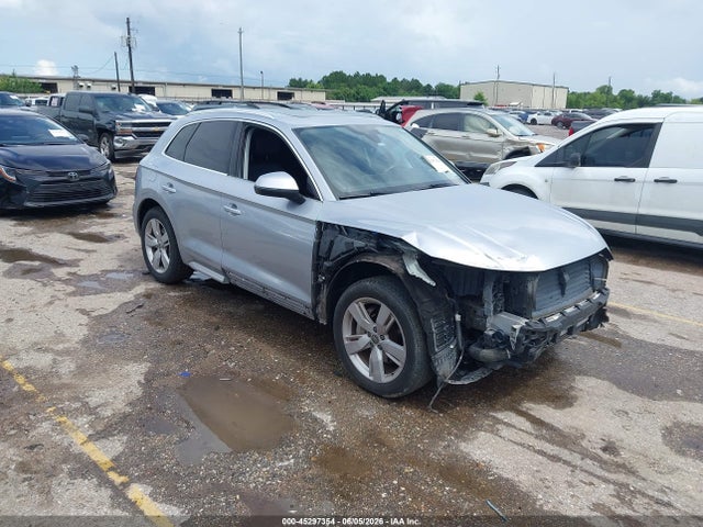 Продажа на аукционе авто 2018 Audi Q5 2.0t Premium/2.0t Tech Premium, vin: WA1BNAFY5J2010942, номер лота: 45297354
