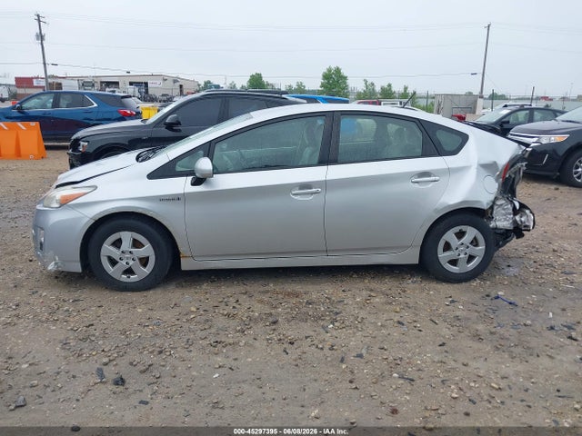 Продажа на аукционе авто 2011 Toyota Prius Two, vin: JTDKN3DU7B1374224, номер лота: 45297395