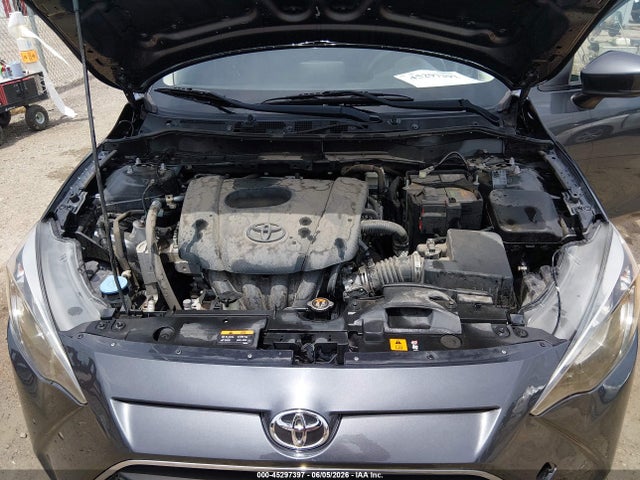 Toyota YARIS LE 2019 3MYDLBYV2KY513894 Image 10