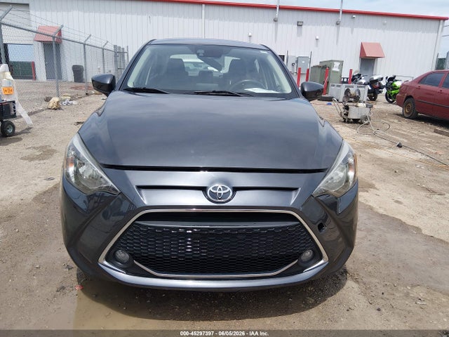 Toyota YARIS LE 2019 3MYDLBYV2KY513894 Image 12