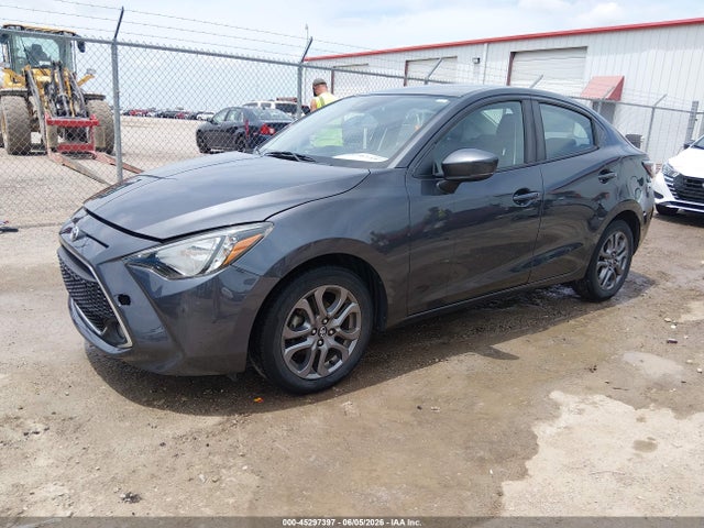 Toyota YARIS LE 2019 3MYDLBYV2KY513894 Image 2
