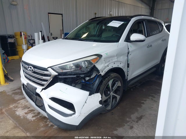 Hyundai Tucson Limited 2017 KM8J3CA24HU351247 Image 2