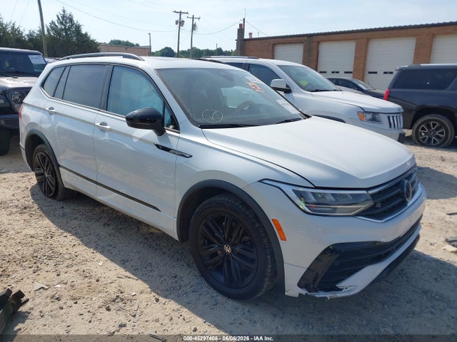 2022 Volkswagen Tiguan 2.0t Se R-line Black მანქანა იყიდება აუქციონზე, vin: 3VVCB7AX3NM107819, აუქციონის ნომერი: 45297408
