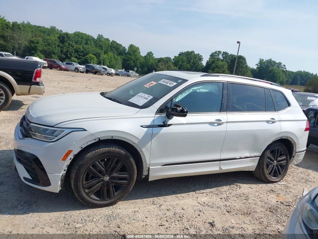 2022 Volkswagen Tiguan 2.0t Se R-line Black მანქანა იყიდება აუქციონზე, vin: 3VVCB7AX3NM107819, აუქციონის ნომერი: 45297408