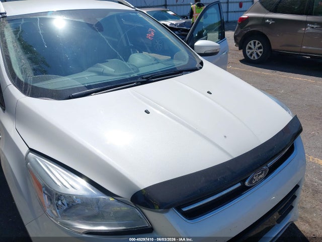 2016 Ford Escape Titanium მანქანა იყიდება აუქციონზე, vin: 1FMCU0JX4GUA91673, აუქციონის ნომერი: 45297410
