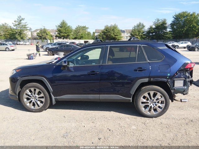 Aukcja sprzedaży 2021 Toyota Rav4 Xle Premium, vin: 2T3A1RFV1MW188263, numer aukcji: 45297428