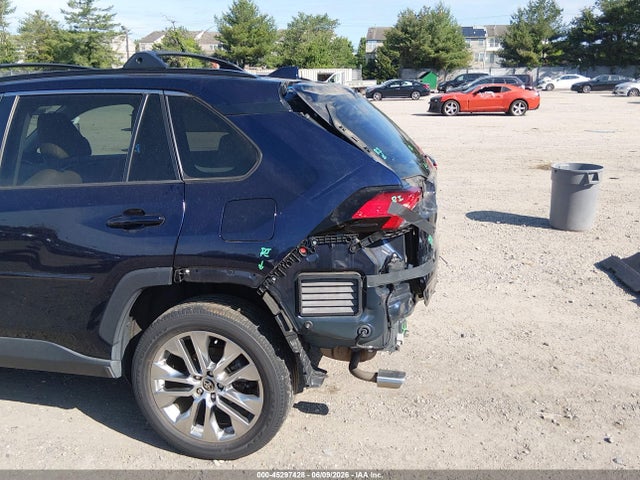 Aukcja sprzedaży 2021 Toyota Rav4 Xle Premium, vin: 2T3A1RFV1MW188263, numer aukcji: 45297428