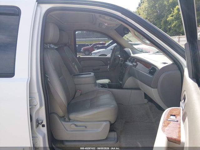 45297432 :رقم المزاد ، 1GNFK13097R137098 vin ، 2007 Chevrolet Tahoe Lt مزاد بيع