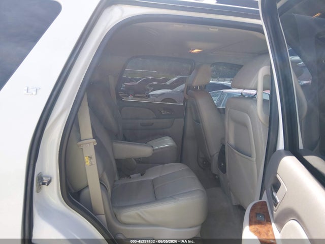 45297432 :رقم المزاد ، 1GNFK13097R137098 vin ، 2007 Chevrolet Tahoe Lt مزاد بيع
