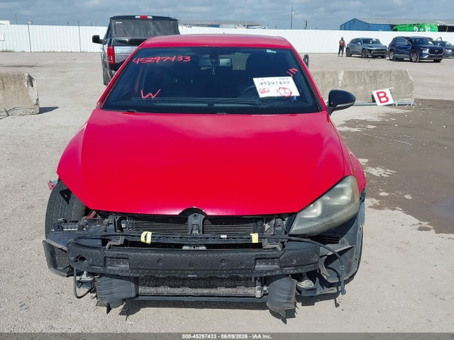 2016 Volkswagen Golf R 4-door მანქანა იყიდება აუქციონზე, vin: WVWUF7AU7GW111419, აუქციონის ნომერი: 45297433